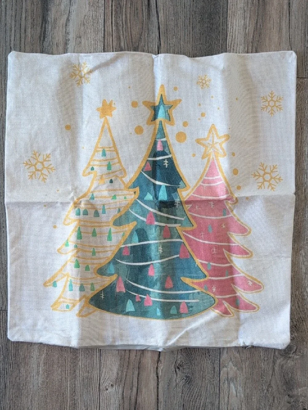 Holiday Decorative Pillow Cover Set  of 4 Pastel Christmas Designs Zip 17 X 17
